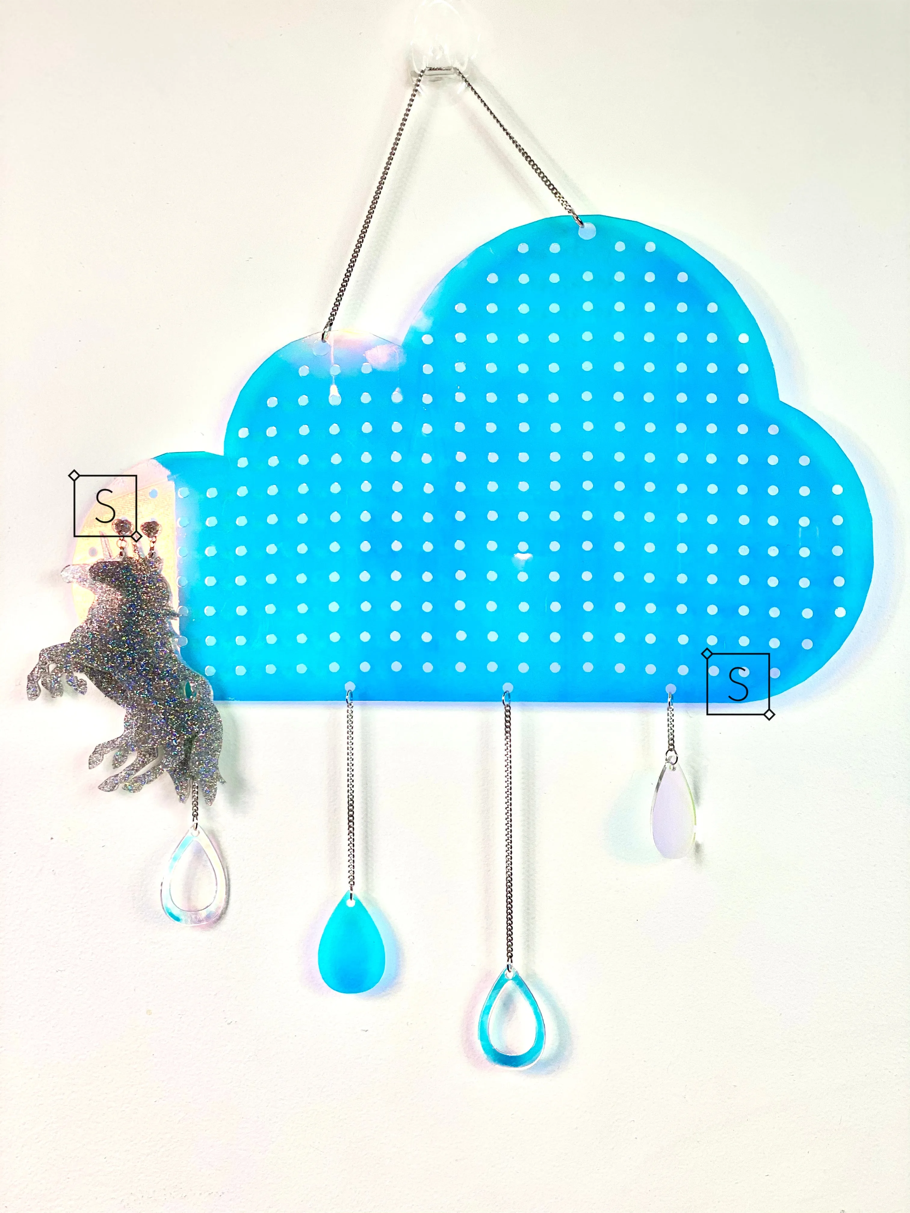 Cloud 9 Wall Earring Display