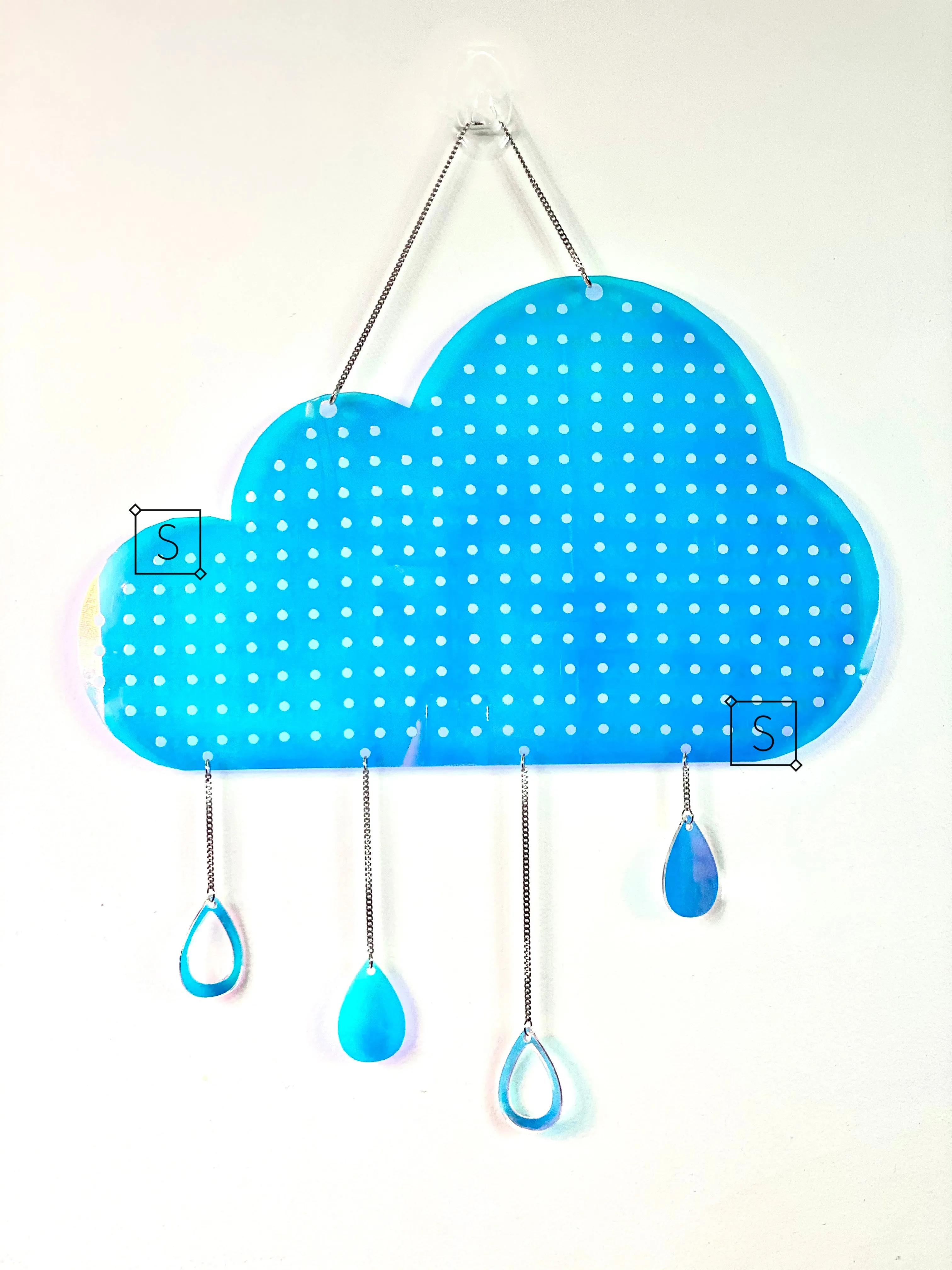 Cloud 9 Wall Earring Display