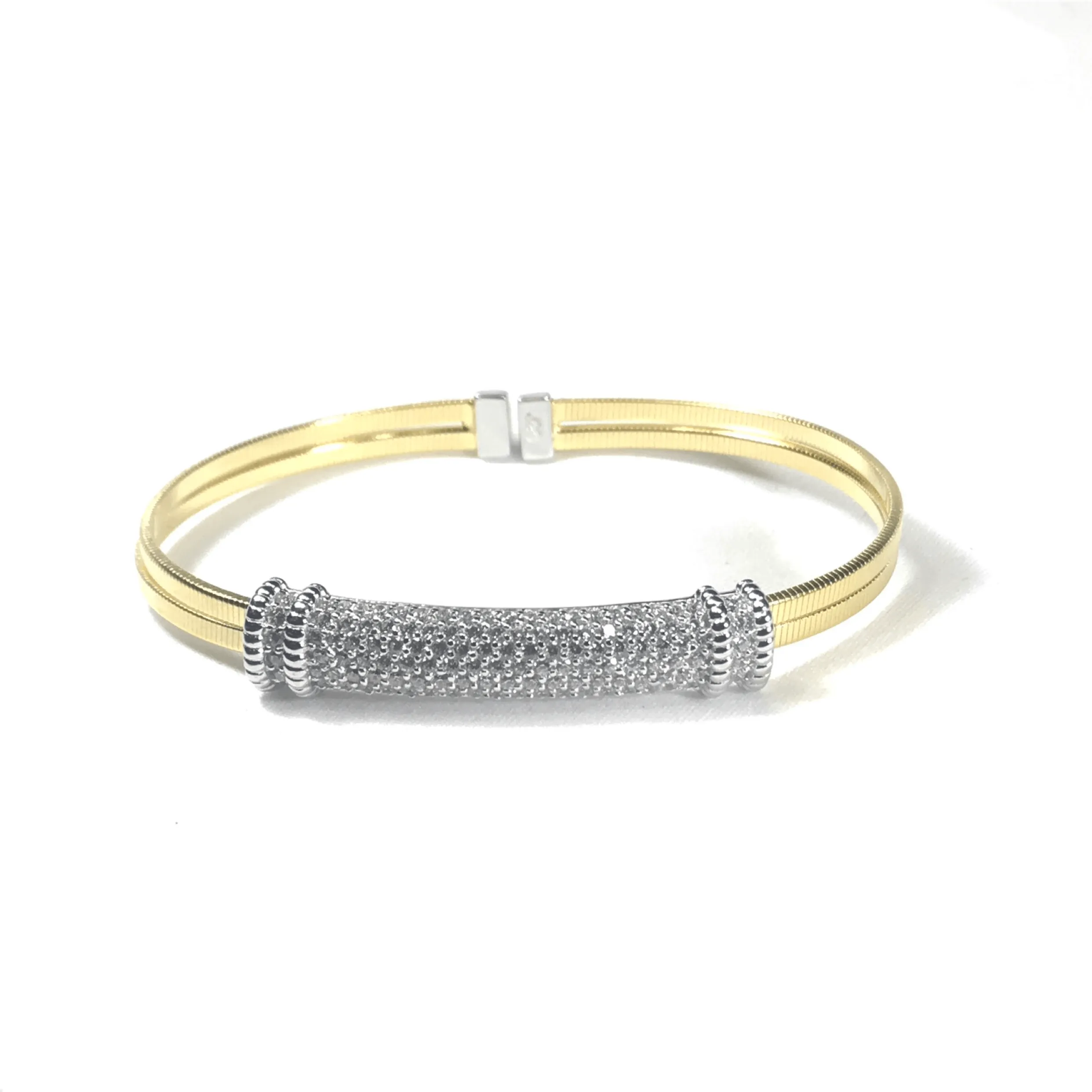 One Size Bracelet With Silver And CZ Bar Design