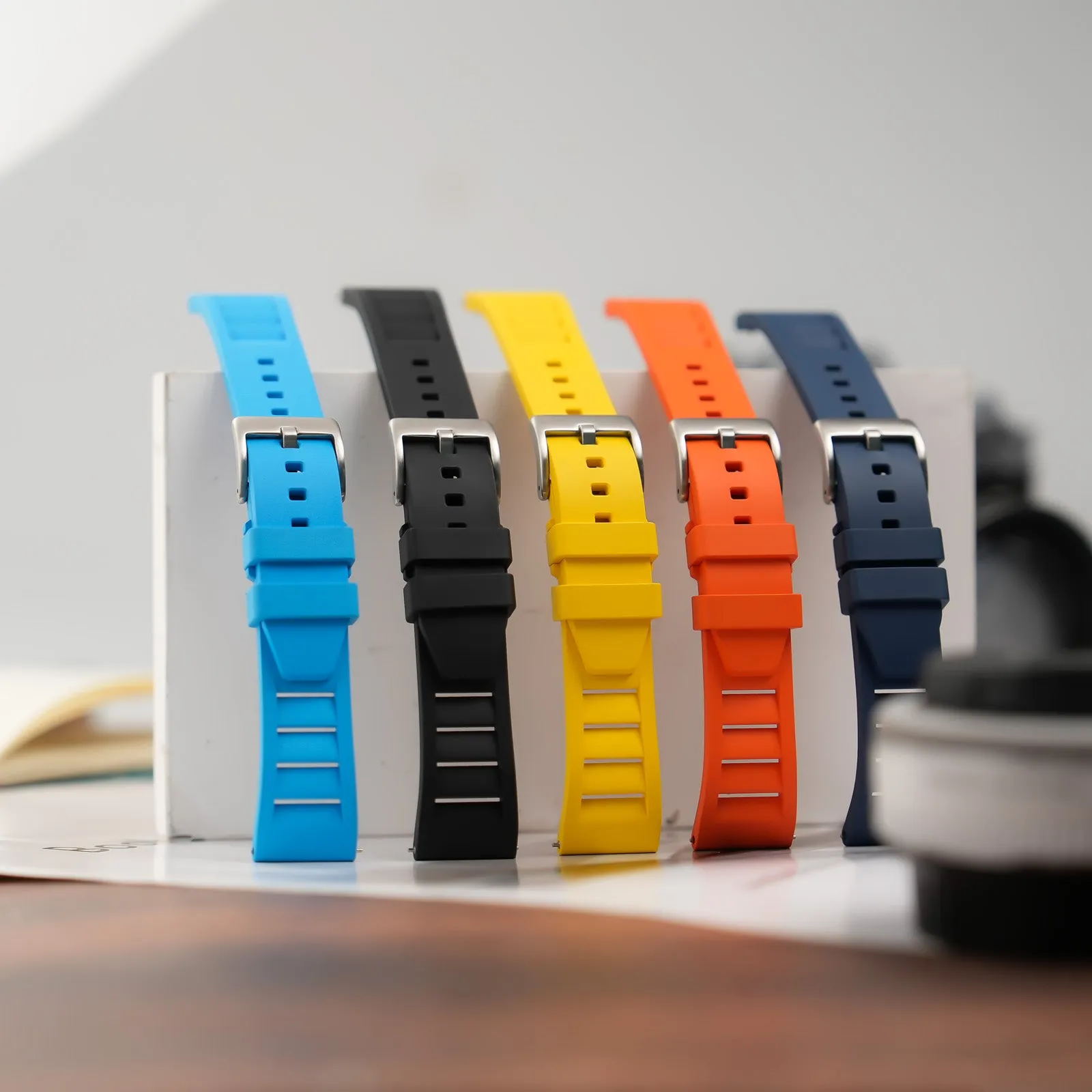 Premium-Grade FKM Fluoro Rubber Watch Strap