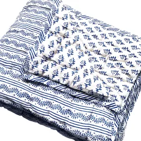 Tilonia® Twin Quilt - Centipede Stripe & Sprig in Blue