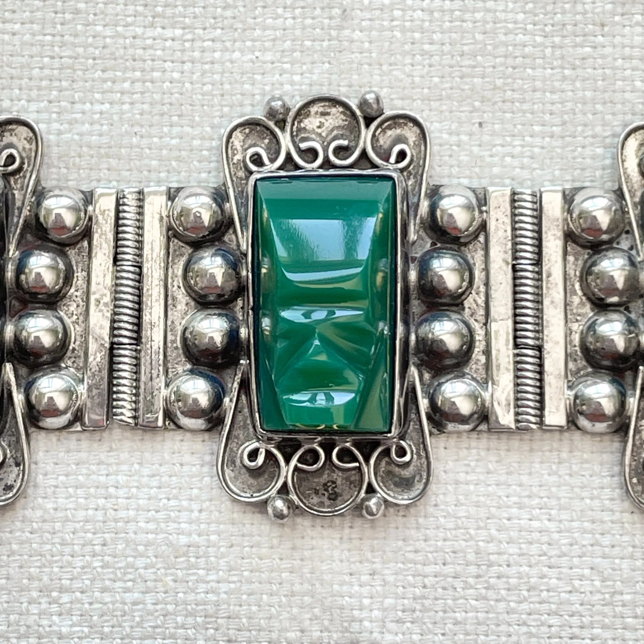 Vintage 40s Mexican Sterling Silver Bracelet Green Onyx Stone, Carved Tribal Mask 65 Grams