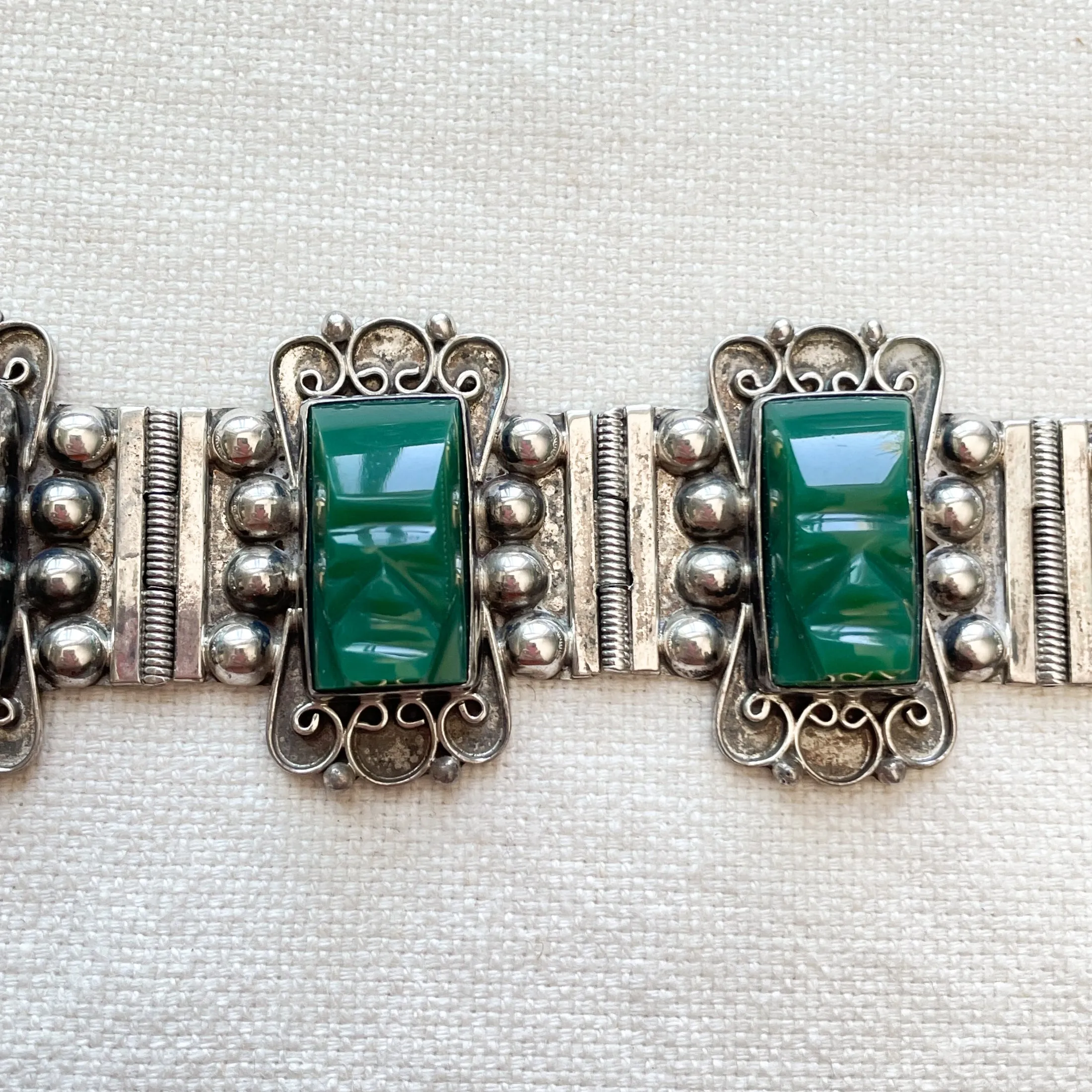 Vintage 40s Mexican Sterling Silver Bracelet Green Onyx Stone, Carved Tribal Mask 65 Grams