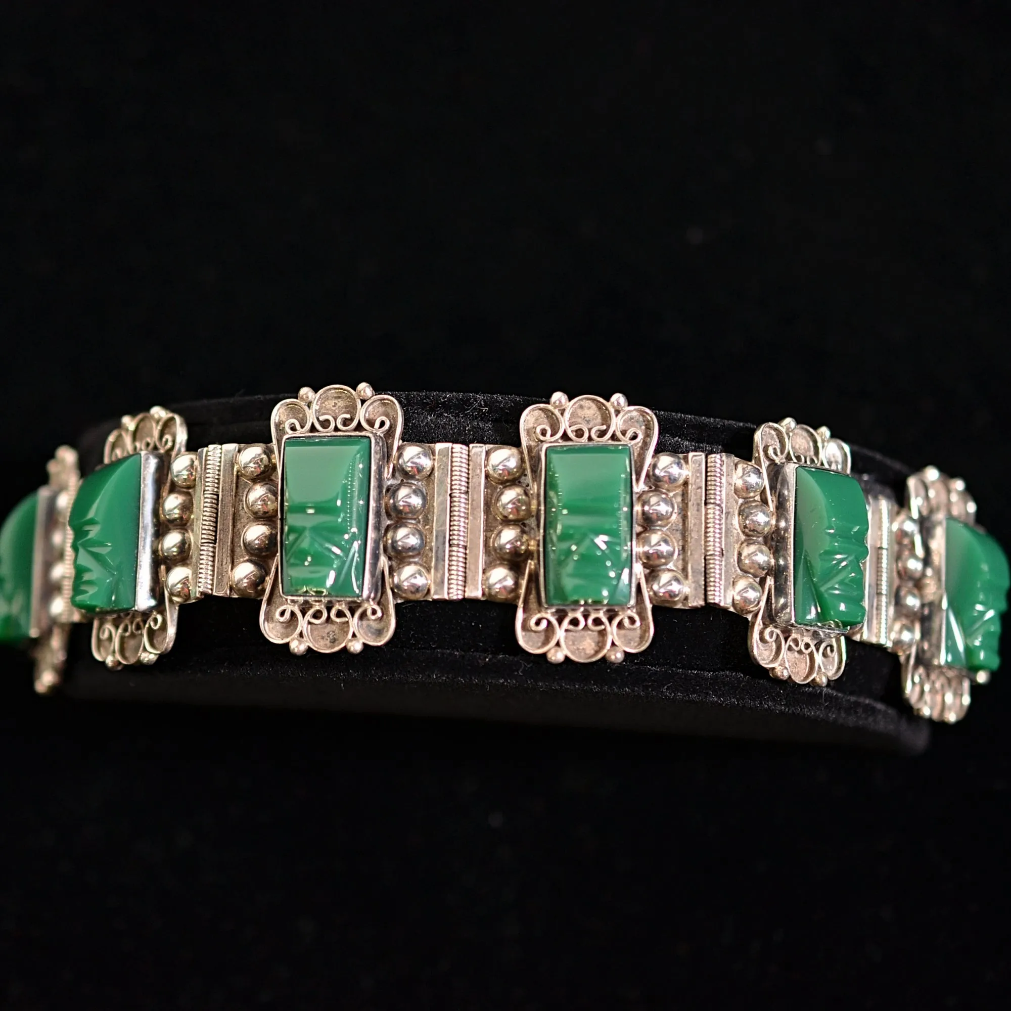 Vintage 40s Mexican Sterling Silver Bracelet Green Onyx Stone, Carved Tribal Mask 65 Grams