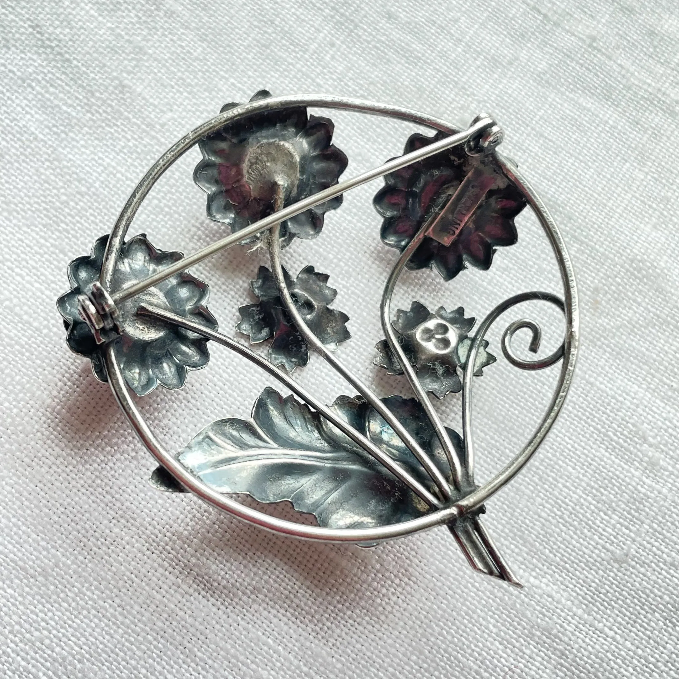 Vintage 40s Sterling Silver Flower Brooch